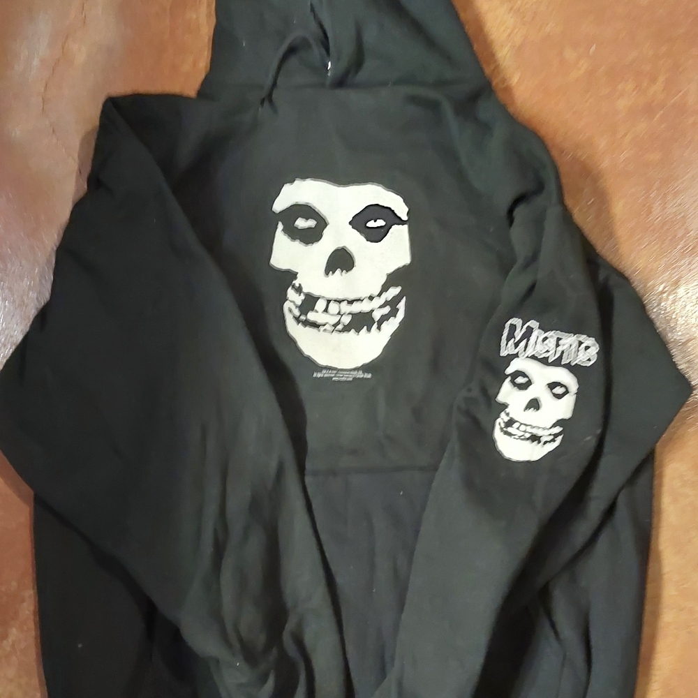New large misfits black hoodie